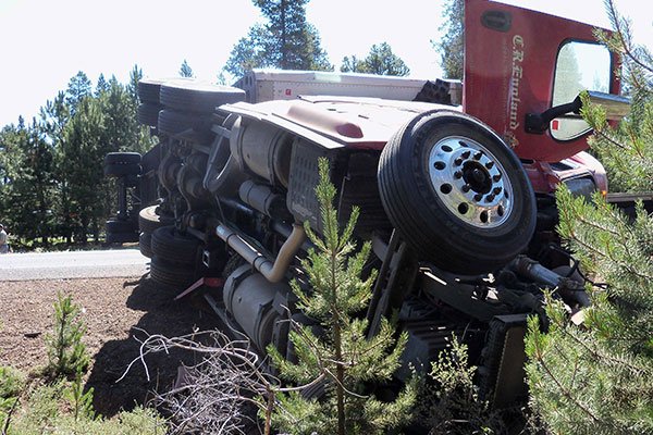 Truck-Crash-Case-Visual-2